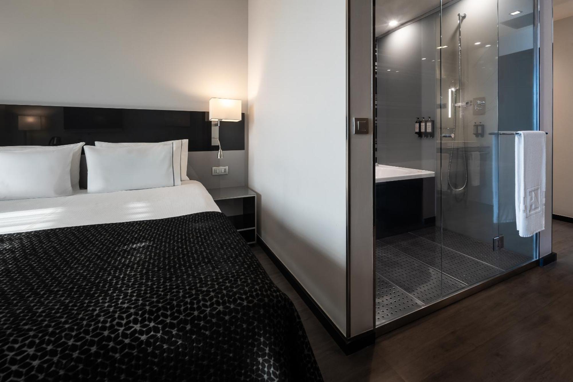 Eurostars Palace Κόρδοβα Εξωτερικό φωτογραφία A room at the hotel