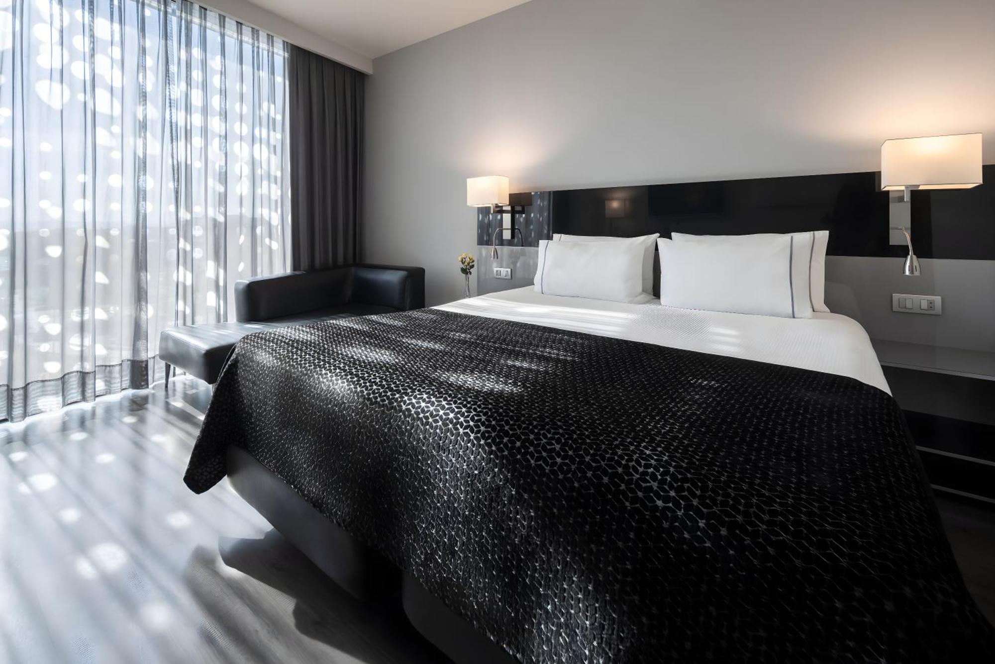 Eurostars Palace Κόρδοβα Εξωτερικό φωτογραφία A room at the hotel